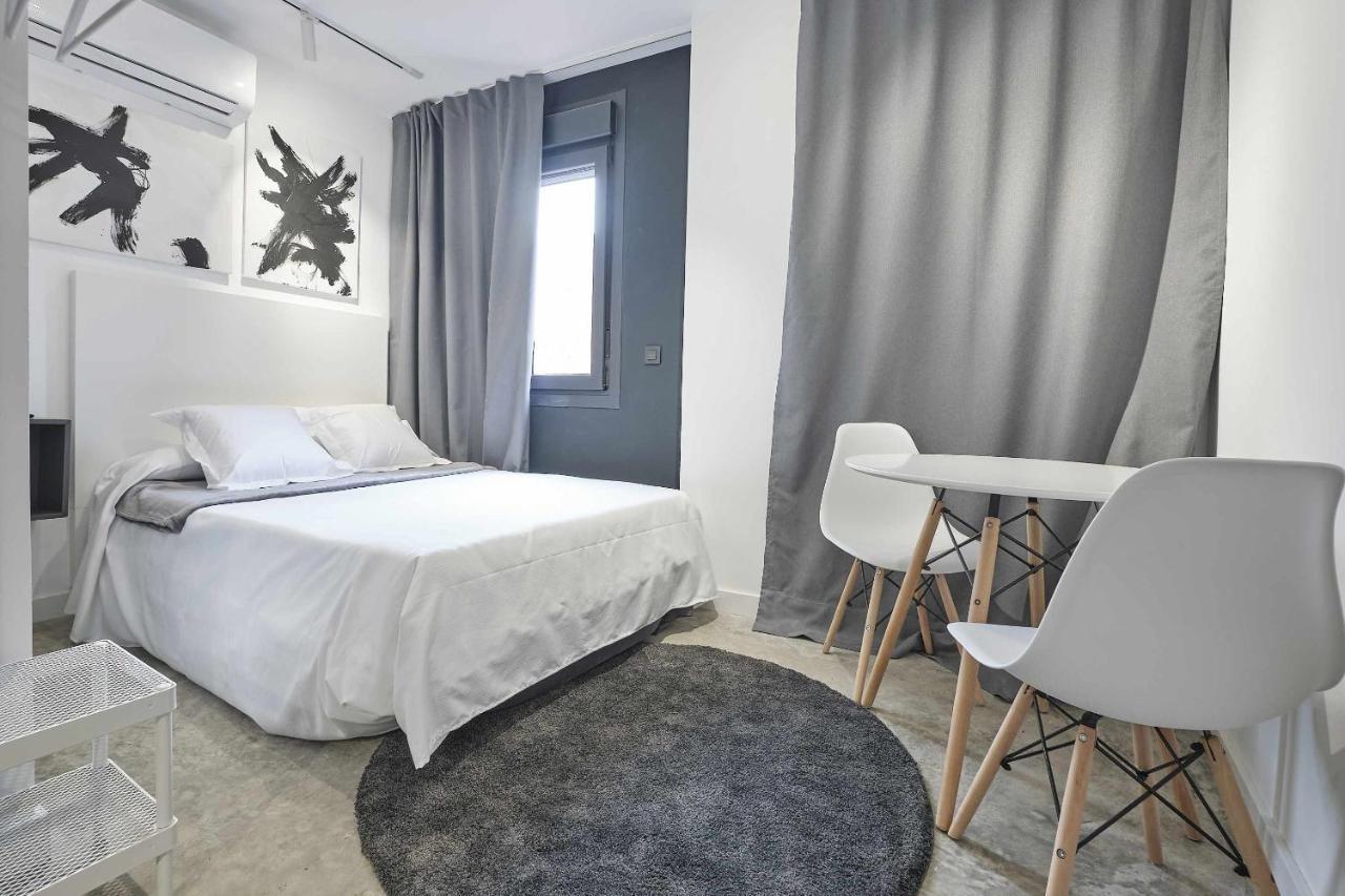 Ferienwohnung GIRALDA Modern Sevilla Exterior foto